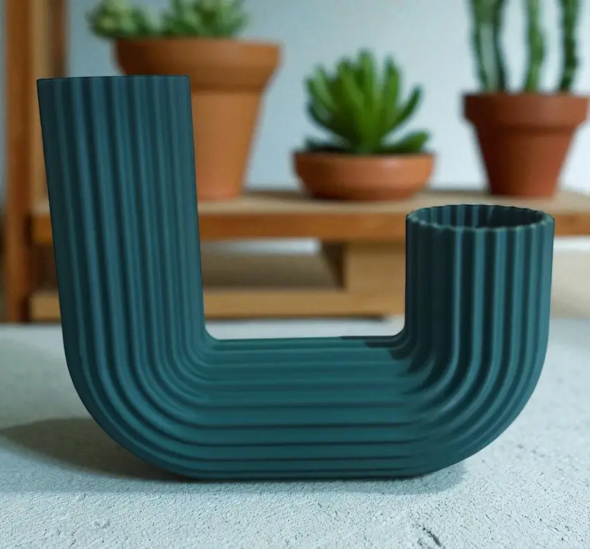Tube